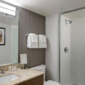 One-Bedroom Junior Suite